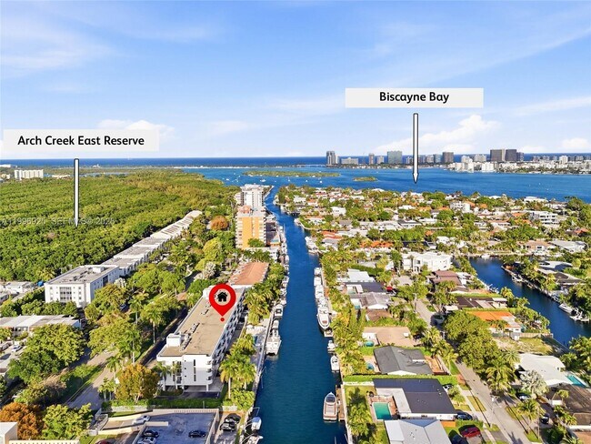 Building Photo - 2370 NE 135th St