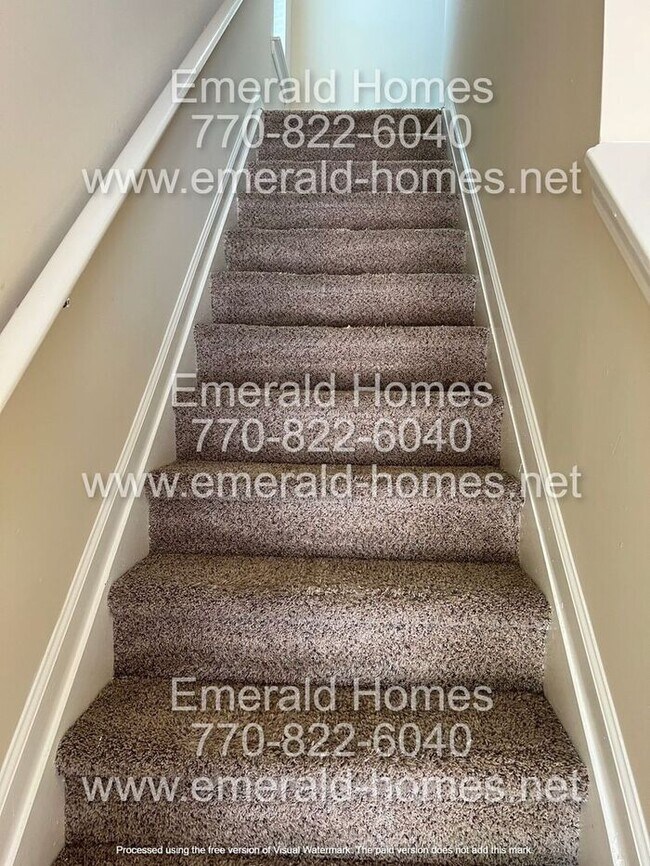 Building Photo - Now Ready!!! 3 bedroom home in sought out Austell city!!!