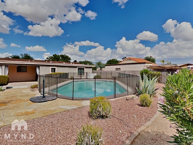 Building Photo - 17323 E Rosita Dr