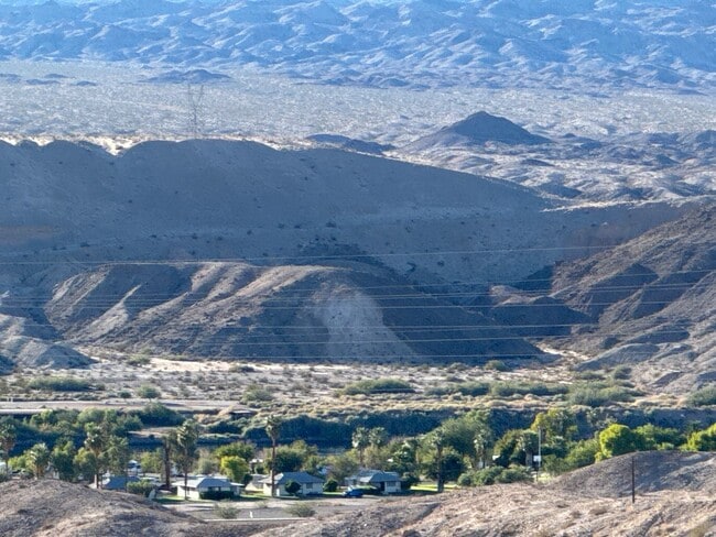 Building Photo - 2834