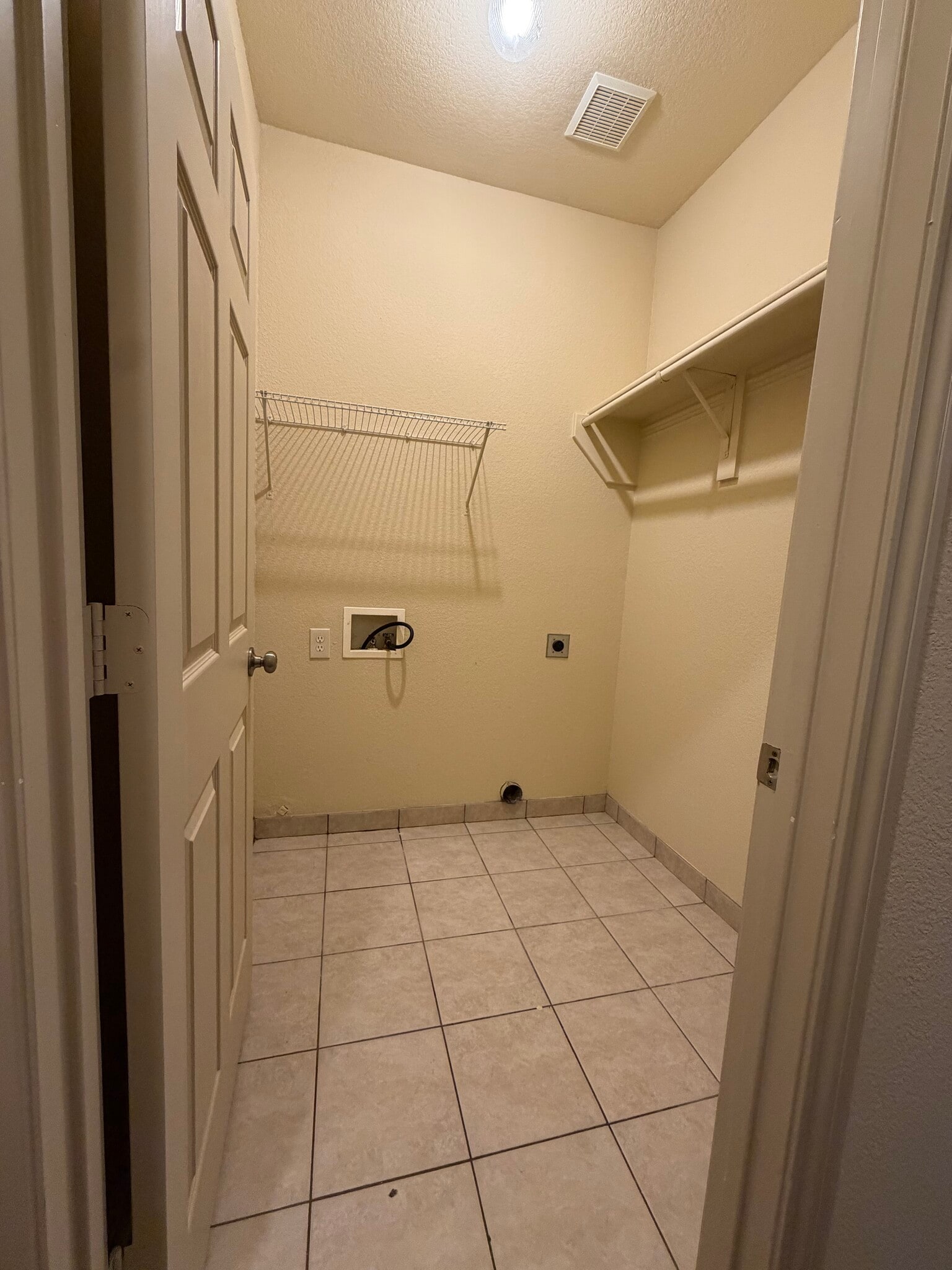 Building Photo - 5801 Swords Dr