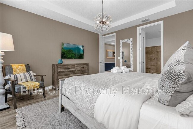 Building Photo - 8947 Amelia Downs Trail