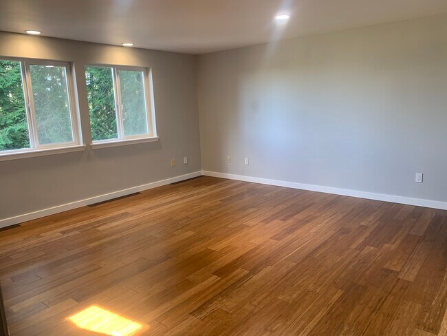 Building Photo - 14107 78th Ave NW
