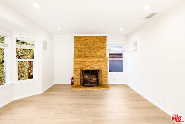 Building Photo - 14516 Otsego St