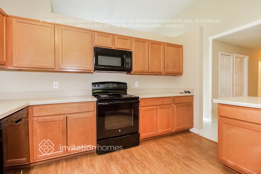 Building Photo - 9649 Lake Douglas Pl