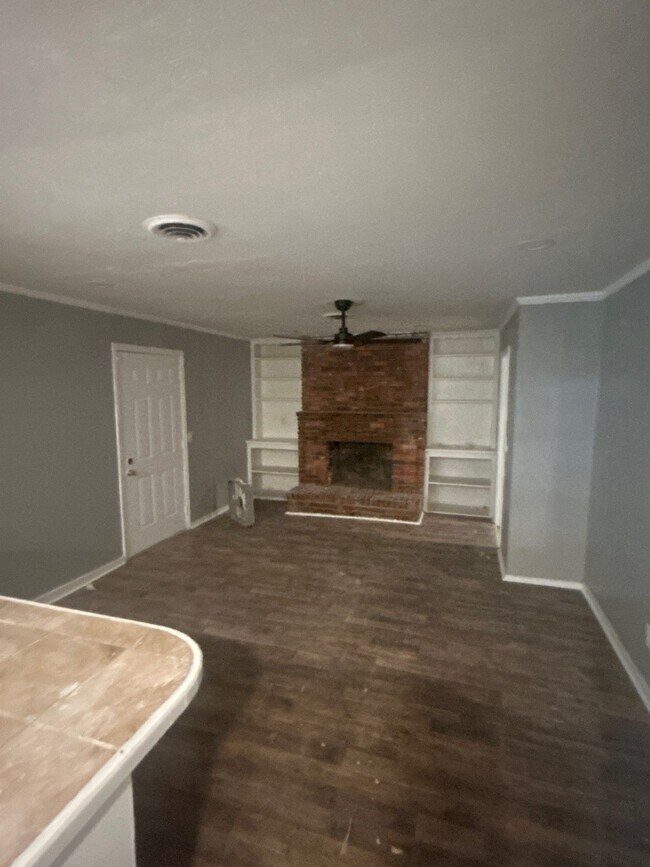 Building Photo - 1114 Garden Park Dr