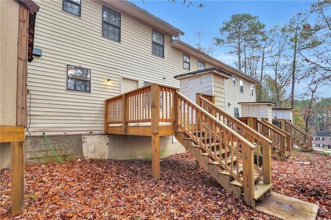 Building Photo - 3033 Parkside Ct