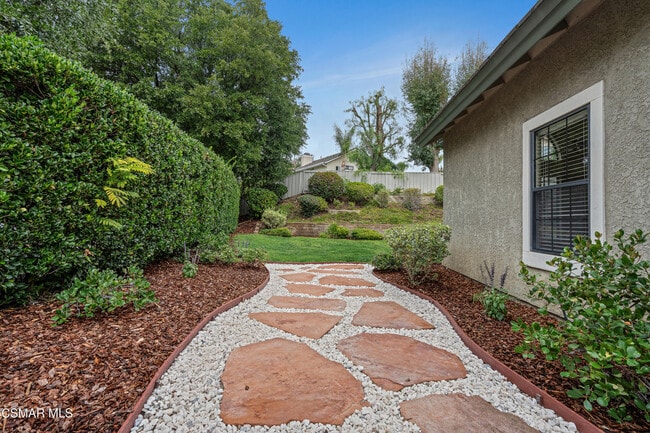 Building Photo - 26869 Cold Springs St