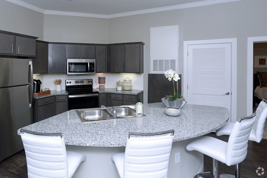 The Reserve on Bayou DeSiard 6568 Highway 165 Monroe LA 71203