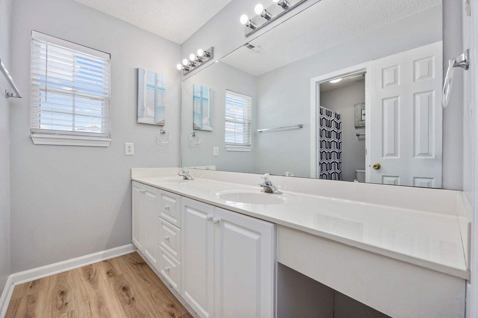 Building Photo - 111B S Yaupon Dr