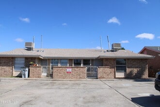 Building Photo - 11435 Sundrop Ct