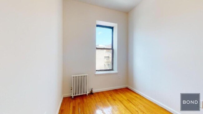 Building Photo - 3 bedroom in Manhattan NY 10003