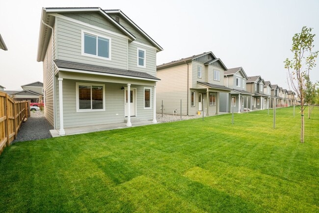 Building Photo - Fantastic 3-Bed, 2.5 Bath with 2-car garage!
