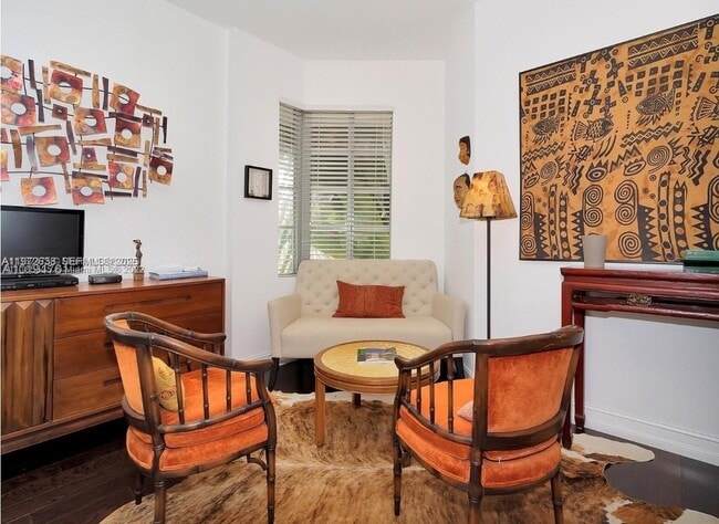 Building Photo - 601 11th St