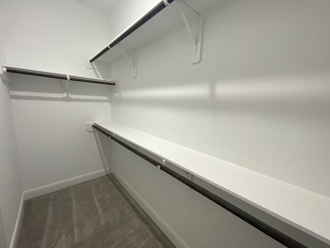 Building Photo - 1120 5th Ave N