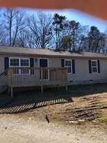 Building Photo - 136 Shoally St