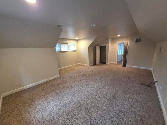 Building Photo - 4 bed 2.5 Bath Northwest Crossing - NWX -Coming Soon