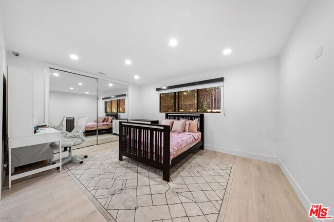 Building Photo - 3144 Corda Dr