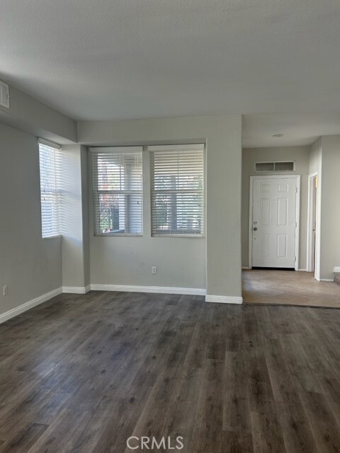 Building Photo - 1417 Ledgestone Ln