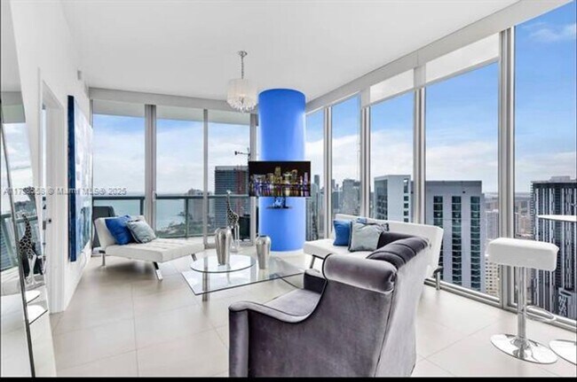 Building Photo - 888 Biscayne Blvd