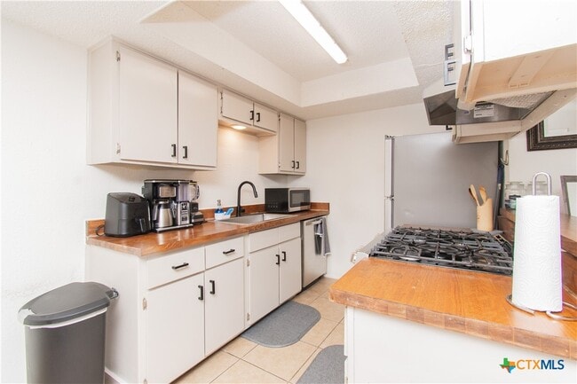 Building Photo - 4405 Teri Rd