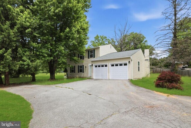 Building Photo - 9113 Bramble Bush Ct