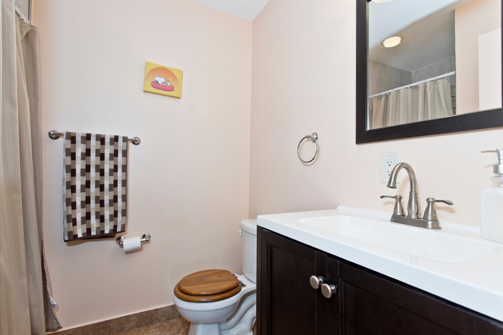 Master Bedroom - 50 S Common St