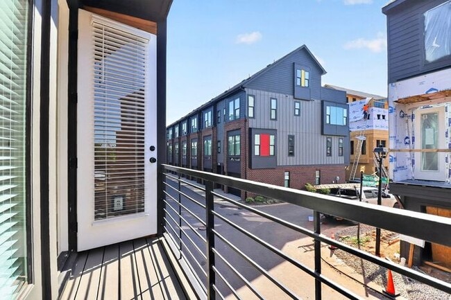 Building Photo - Brand New, Stunning 3BD/3.5BA Townhome on Graham w/ Full Bath on Top Floor! SUMMER SPECIAL! 50% O...