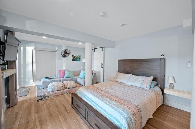 Building Photo - 1708 Ski Slope Dr