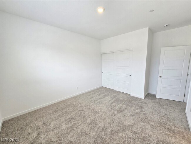 Building Photo - 530 Preston Crst St