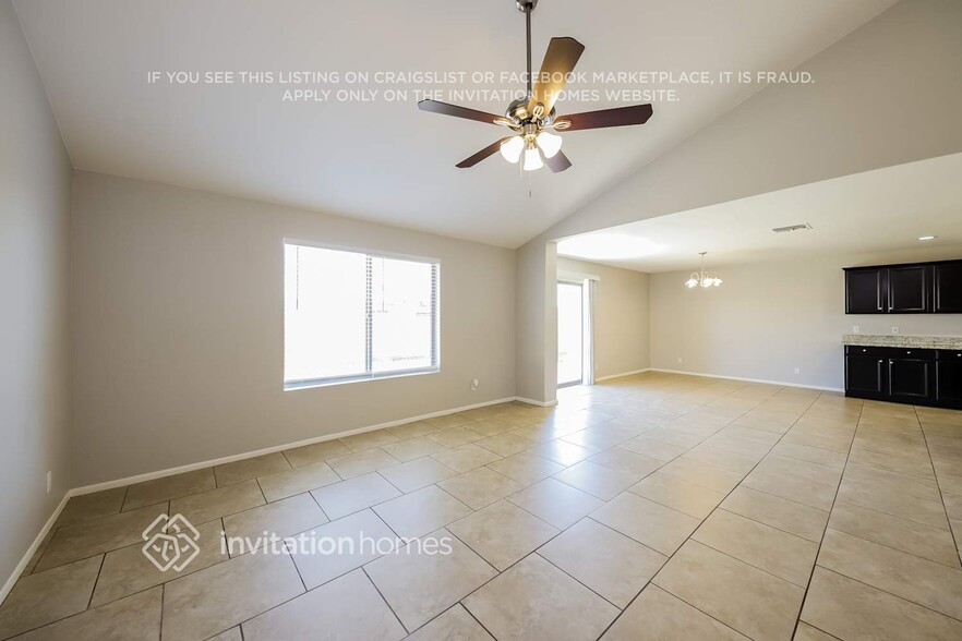 Building Photo - 9709 N 57th Ave