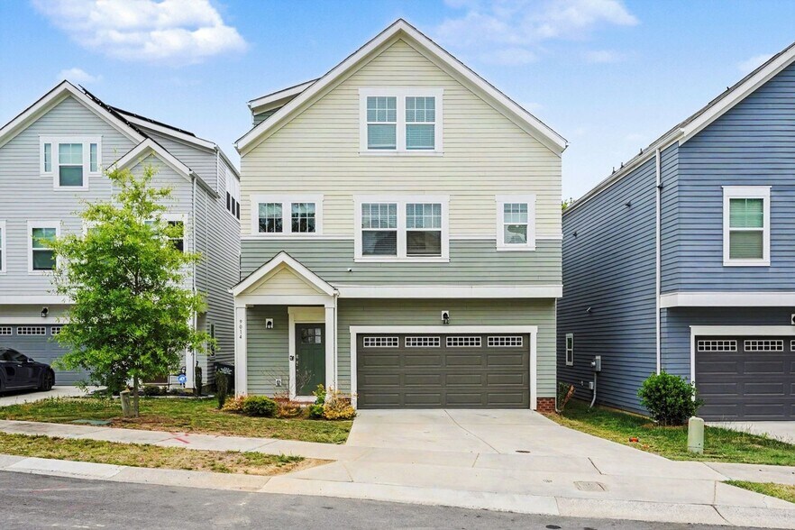 Building Photo - 9014 Henry Thoreau Rd