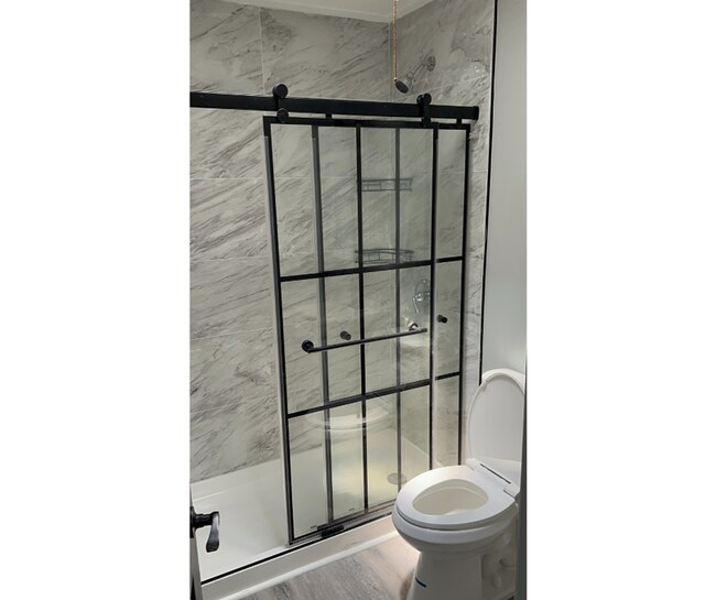 Building Photo - 2848 Edgecombe Cir S