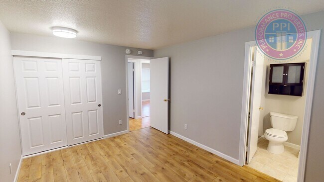Building Photo - Updated Ranch, Large Fenced Backyard, 1 Pe...
