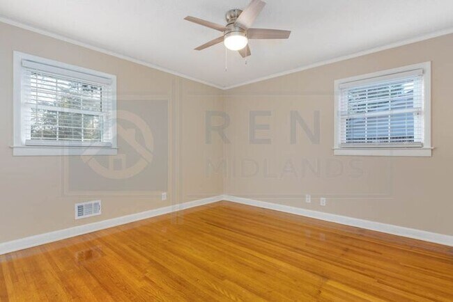 Building Photo - Home Available in Forest Acres