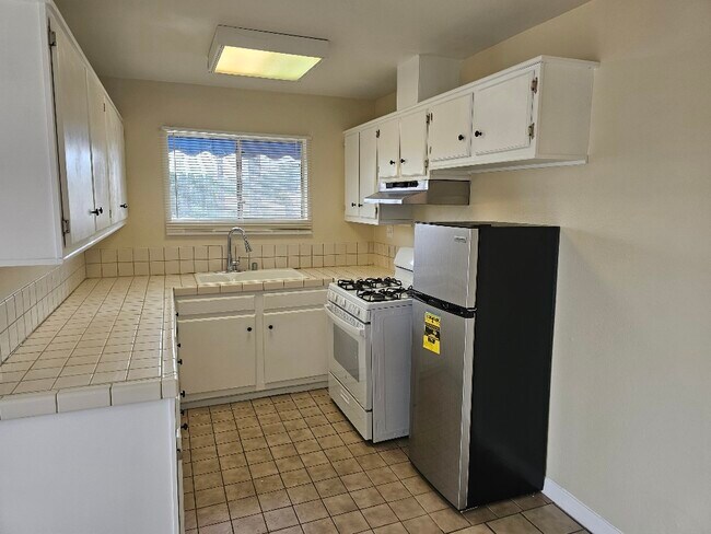 Building Photo - 14323 Haynes St