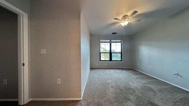 Building Photo - 2738 Via Tivoli