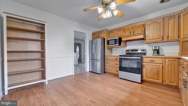 Building Photo - 6503 Horseshoe Rd