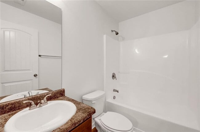 Building Photo - 315 Alcovy Way