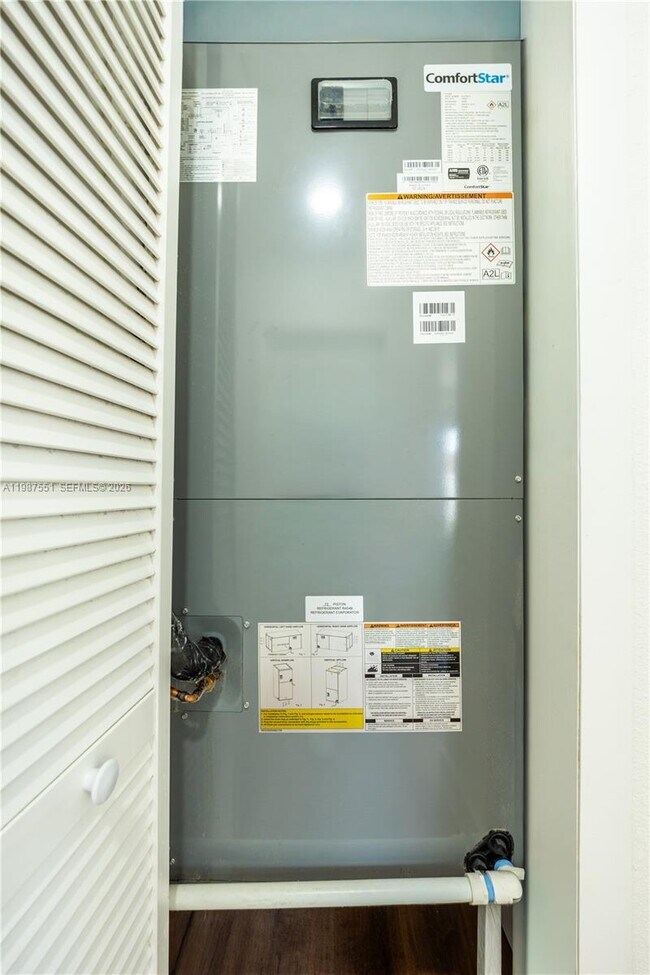 Building Photo - 10050 SW 171st St