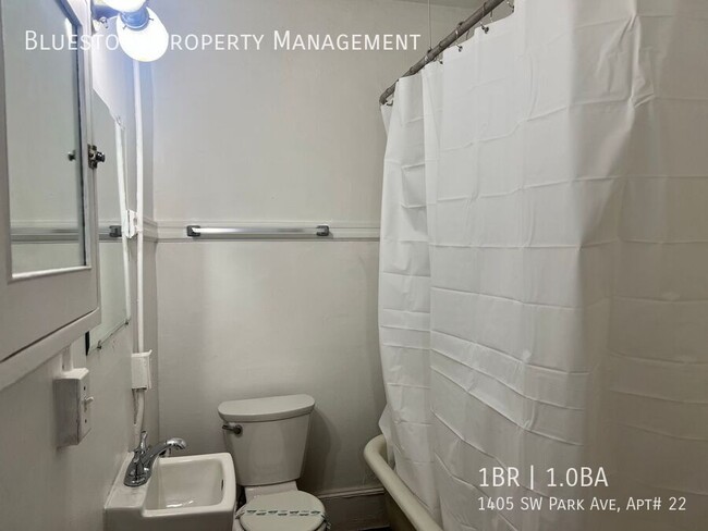 Building Photo - Great 1 bedroom on the Park Blocks, Great ...