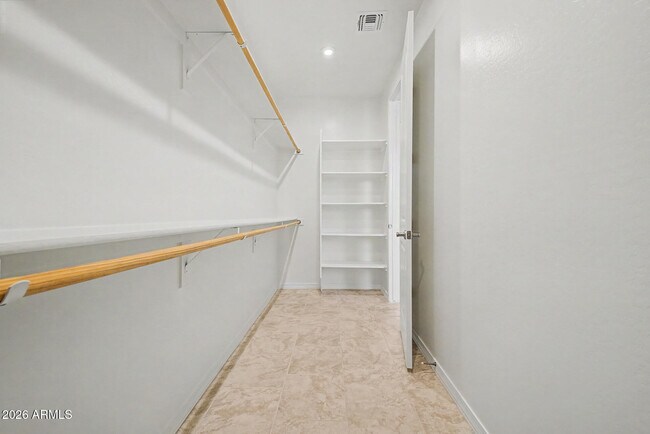 Building Photo - 17239 W Desert Sage Dr