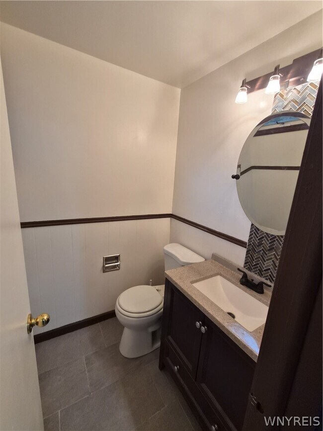 Building Photo - 210 Culpepper Rd