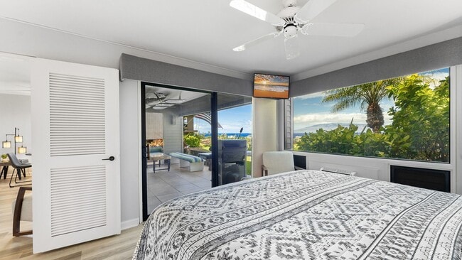 Building Photo - Renovated Two Bedroom/Two Bathroom at The Masters!