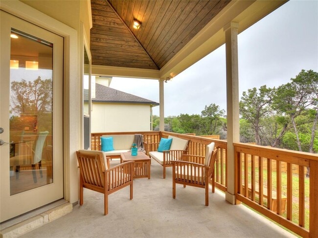 Building Photo - 11000 Cut Plains Loop