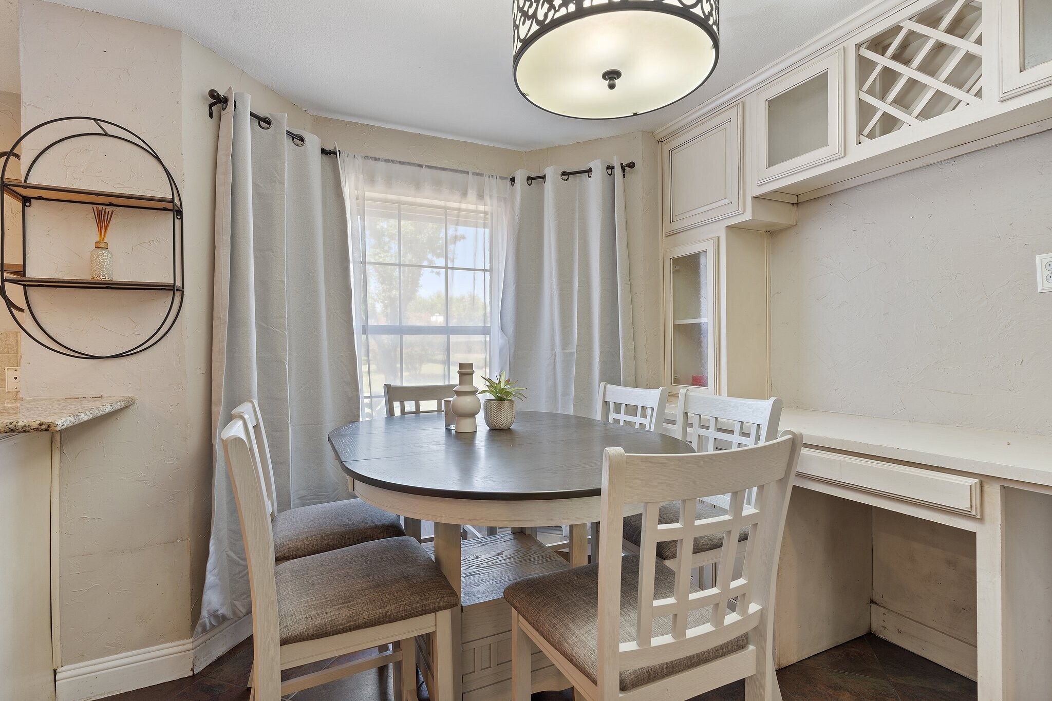 Building Photo - 19 Alamosa Dr