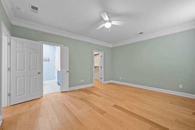 Building Photo - 720 Goodlet Cir