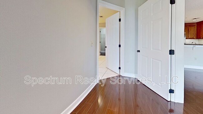 Building Photo - 1478 Riverplace Blvd