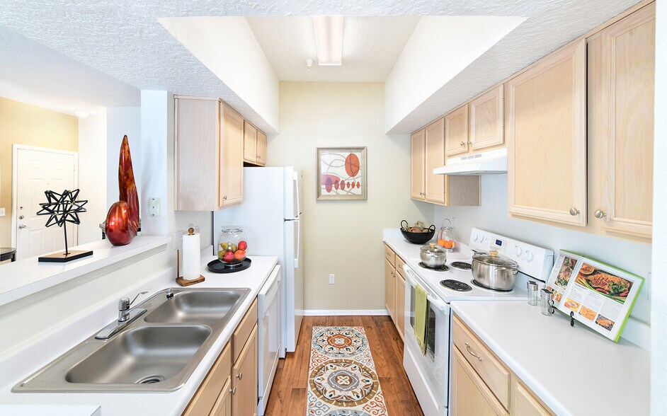 Waterford Forest 900 Waterford Forest Cir Cary NC 27513 Apartment