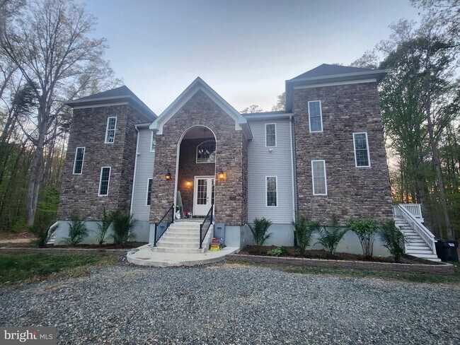 Building Photo - 12029 Sycamore Shoals Dr